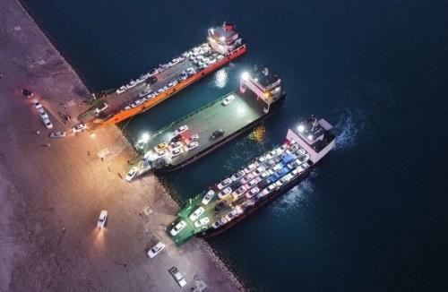 تردد یک میلیون و ۴۳۰ هزار نفر مسافر و توریست در بنادر هرمزگان