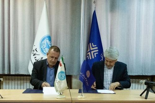 امضای تفاهمنامه پژوهشی و آموزشی دانشگاه تهران و مجمع کارآفرینان