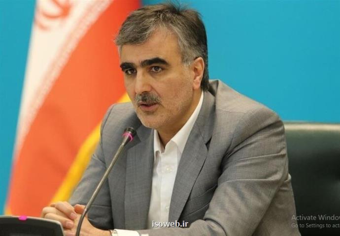 بانک‎های تجاری باید با فروش بنگاه‎ها، از بنگاهداری بیرون بروند