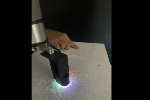 رباتی که خط بریل را سریع تر از انسان می خواند