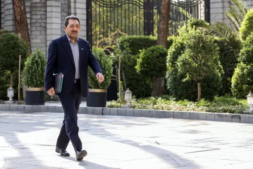 شکوفایی صنایع استراتژیک از موفقیتهای انقلاب اسلامی است