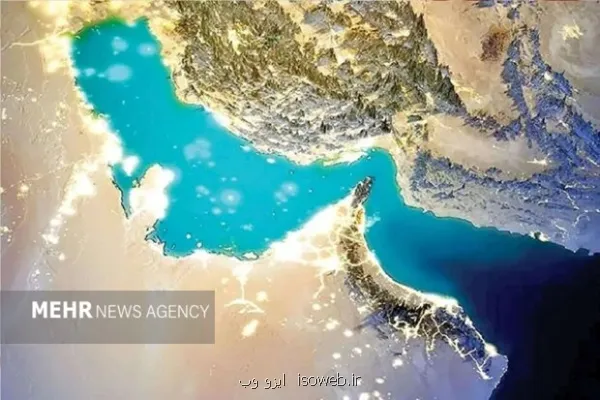 آماده خدمت رسانی به کشتی های تجاری در تنگه هرمز هستیم