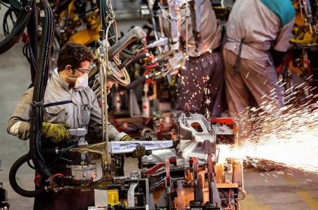 حضور نماینده كارگران در كارگروه شناسایی كارگران فاقد بیمه