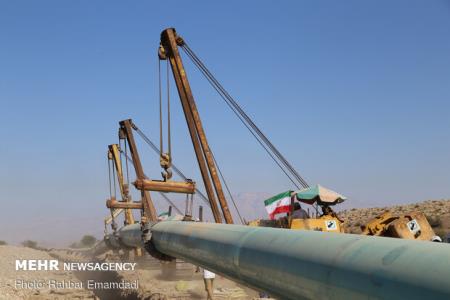پیشرفت خط لوله گوره - جاسك و پایانه نفتی مكران امید بخش است