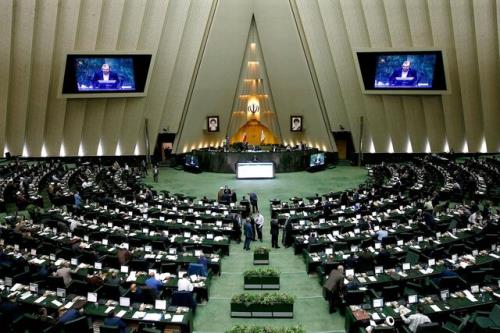 مجوز مجلس به وزارت نفت برای تهاتر گاز مایع با بنزین و گازوئیل